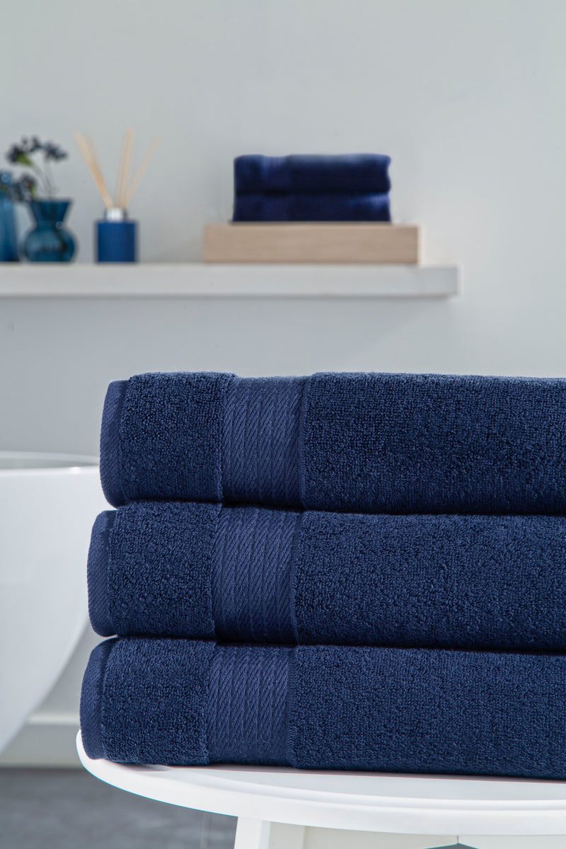 Sarry 4-Piece Bath Towel Set - 30x60” 550 GSM Luxury Turkish Cotton